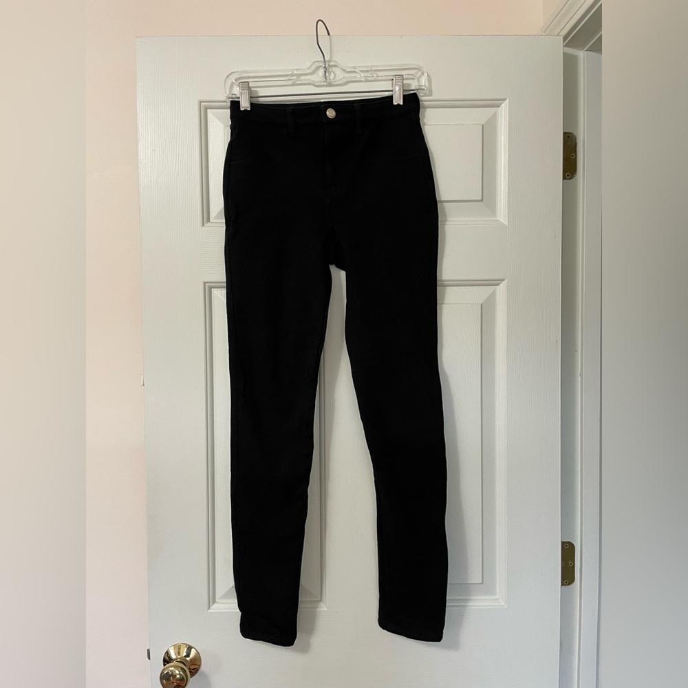Size small adult black pants from Urban Groove.
